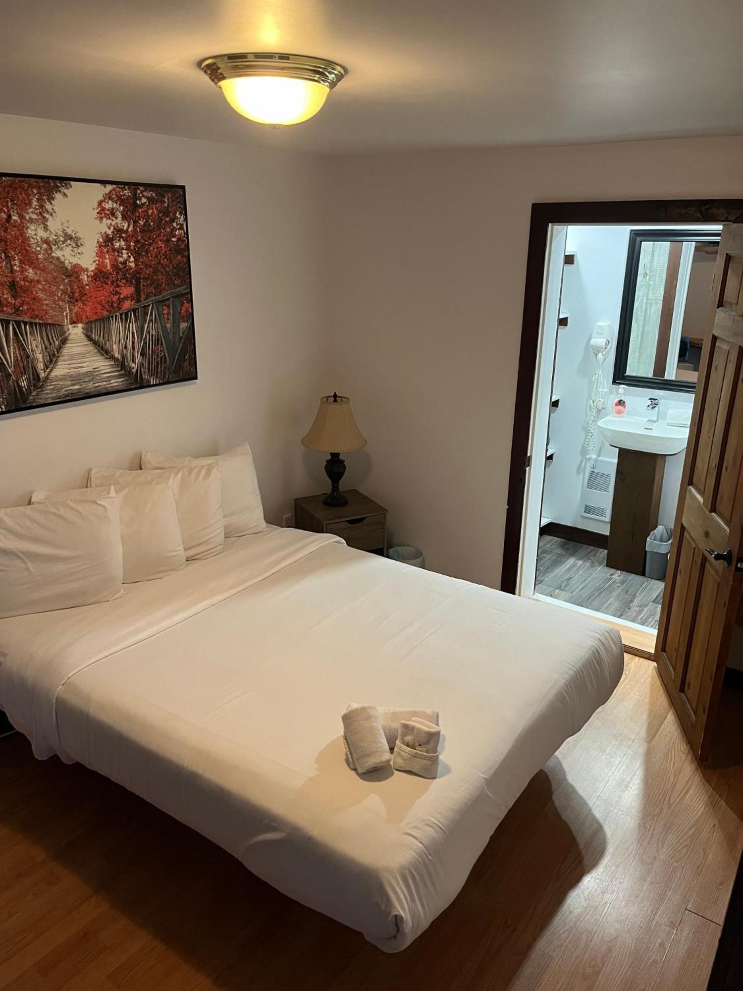 Auberge De Ferme-Neuve Lac-Saint-Paul Eksteriør billede