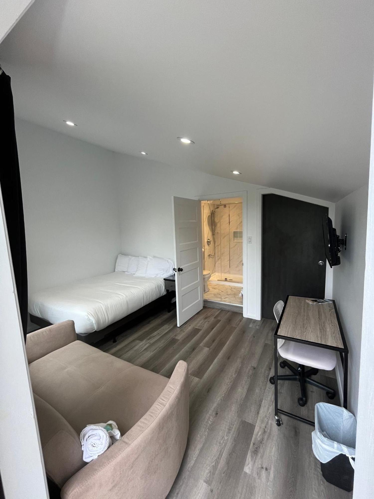 Auberge De Ferme-Neuve Lac-Saint-Paul Eksteriør billede