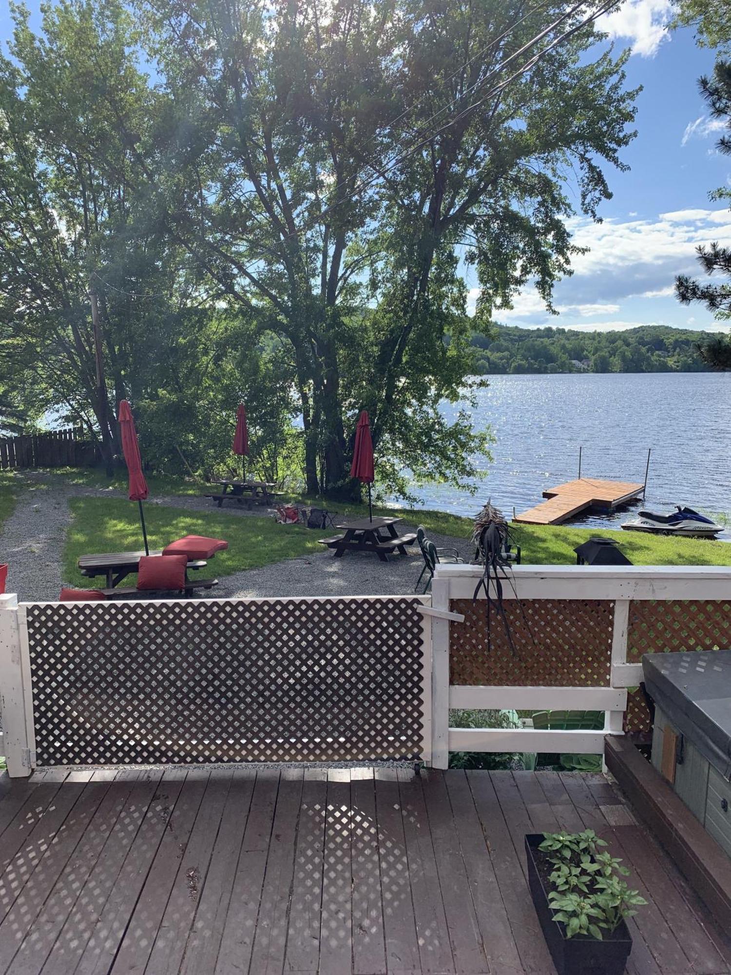 Auberge De Ferme-Neuve Lac-Saint-Paul Eksteriør billede